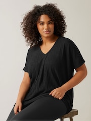 Evans Black Plisse Pleated Swing Top - Image 1 of 5