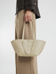River Island Cream Leather Folded Fan Tote Bag - Image 6 of 6