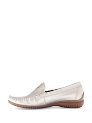 Gabor Natural California Puder/Muschel Metallic Leather Mocassin Shoes - Image 2 of 5