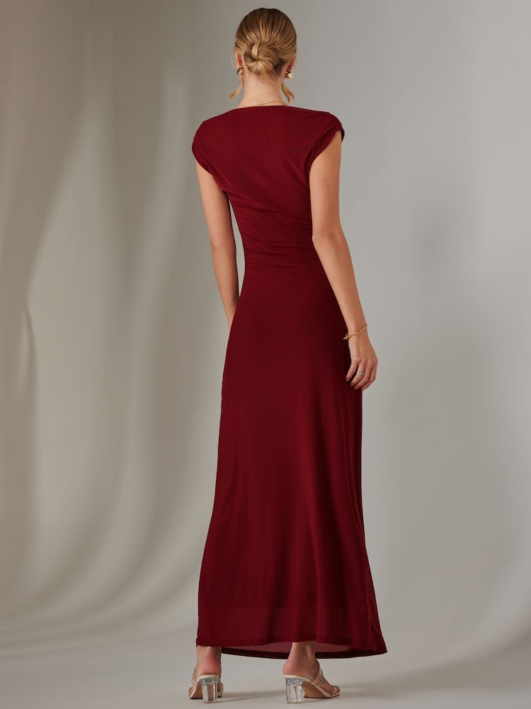 Rojo - Jolie Moi Eva Round Neck Sleeveless Maxi Dress - Imagen 2 de 6 Rojo - Jolie Moi Eva Round Neck Sleeveless Maxi Dress - Imagen 2 de 6