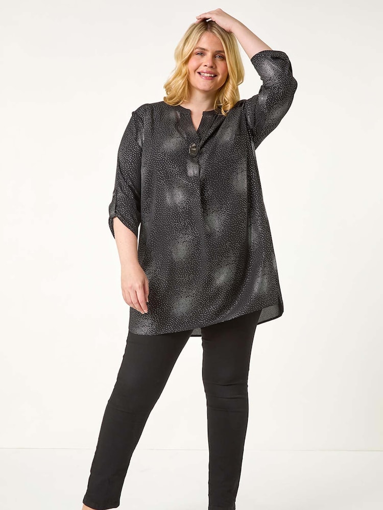 Roman Metallic Curve Abstract Print V-Neck Button Top - Image 2 of 5
