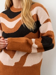 Finery Brown Minnie Brown Abstract Print Knitted Jumper - Image 3 of 4
