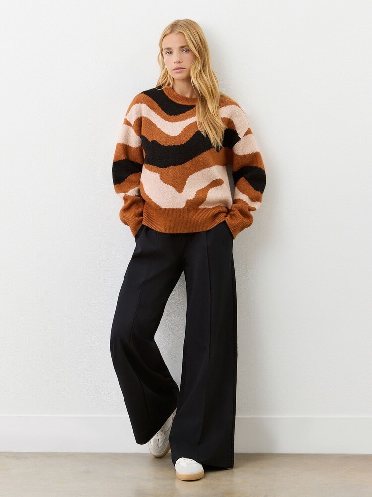 Finery Brown Minnie Brown Abstract Print Knitted Jumper - Image 4 of 4 Finery Brown Minnie Brown Abstract Print Knitted Jumper - Image 4 of 4