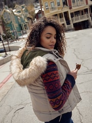 Weird Fish Cream Sabine Arctic Padded Gilet - Image 2 of 5