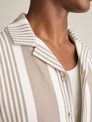 Reiss Oatmeal/White Alcazar Stripe Ribbed Cuban Collar Shirt - Image 4 of 6