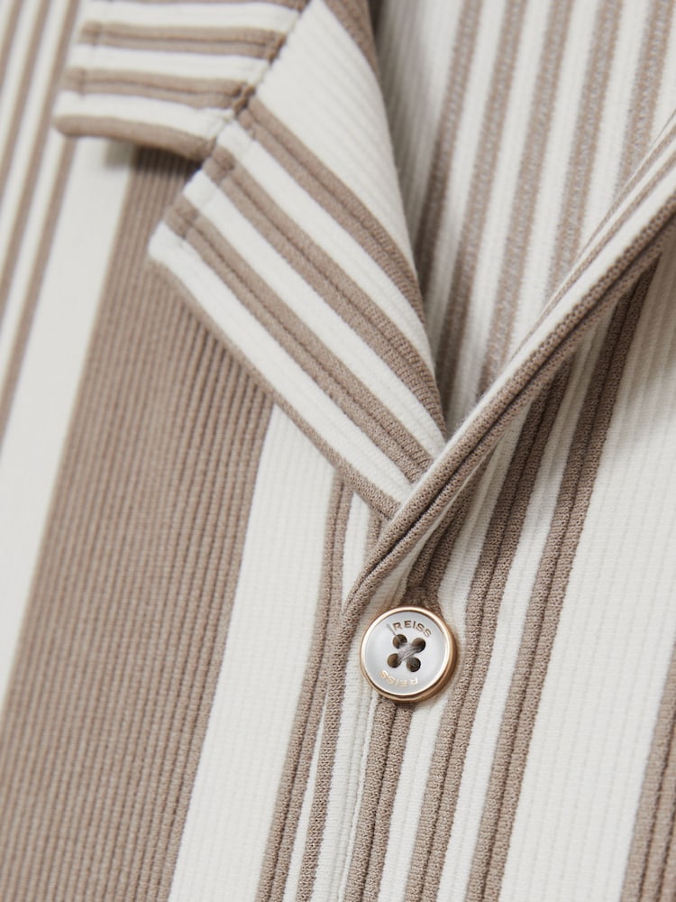 Reiss Oatmeal/White Alcazar Stripe Ribbed Cuban Collar Shirt - Image 6 of 6