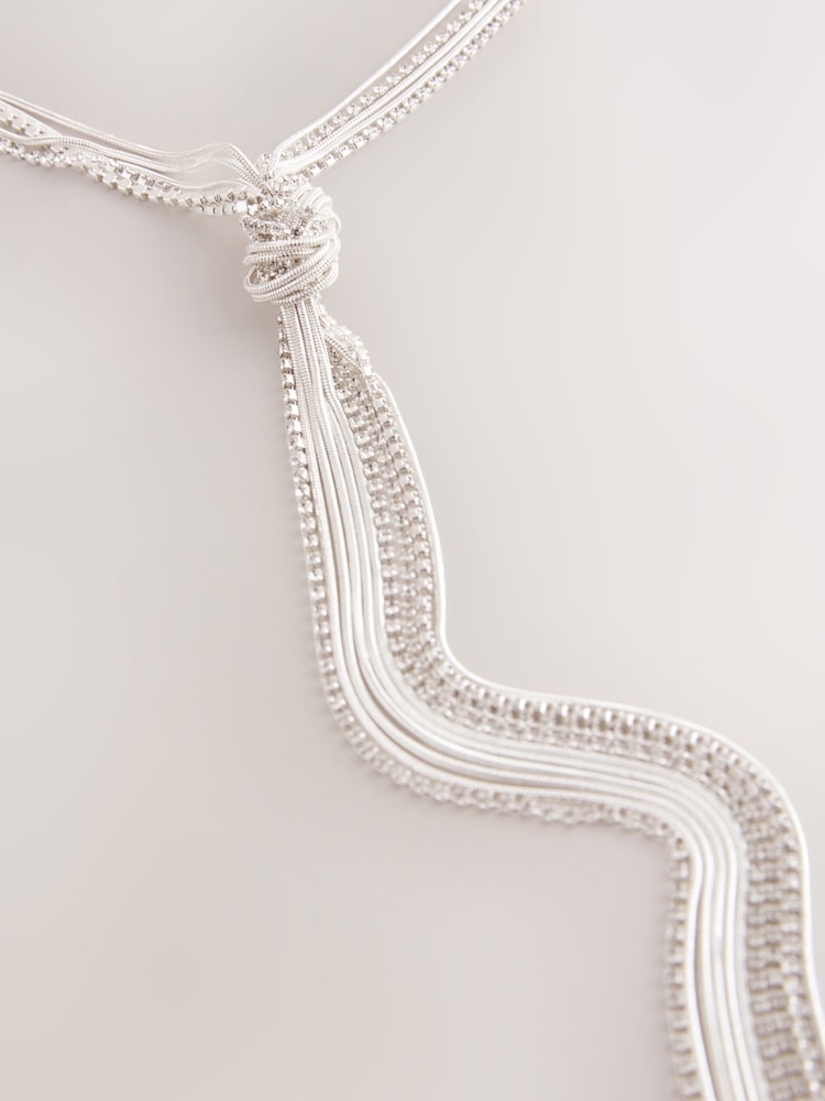 Tono plateado - Knot Detail Long Tassel Necklace - Imagen 3 de 3 Tono plateado - Knot Detail Long Tassel Necklace - Imagen 3 de 3