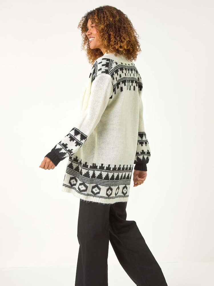Roman à motifs en maille Cardigan - Image 4 of 6