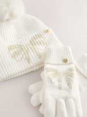 Creme - Baker by Ted Baker Girls Knitted Diamanté Bow Pom Hat and Gloves Set - Bild 9 von 11