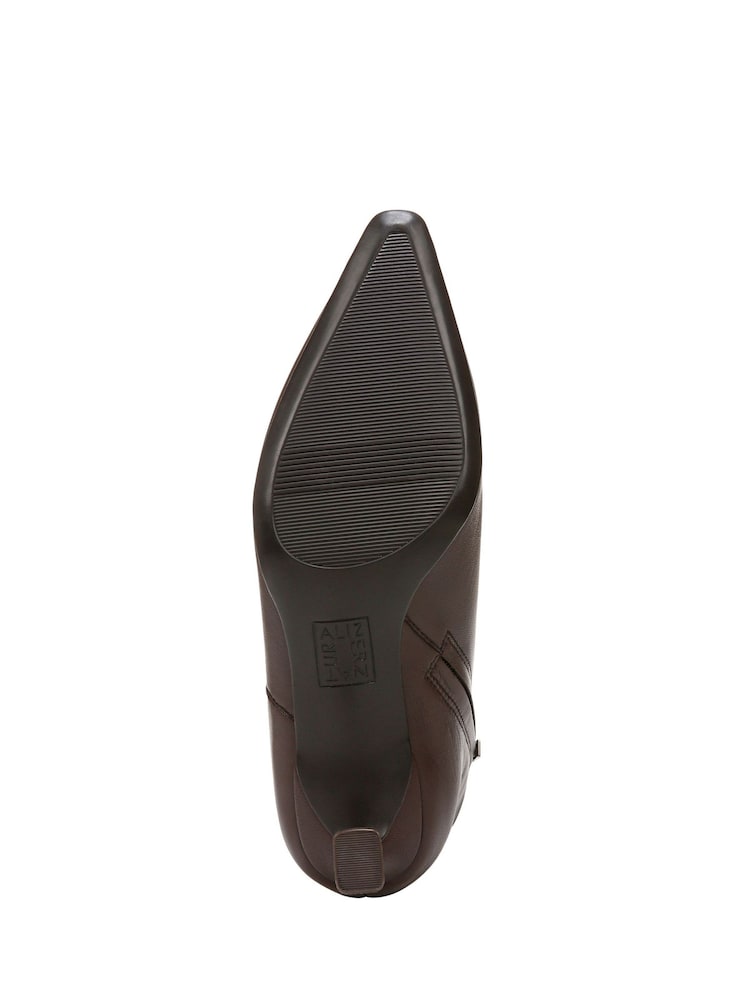 Naturalizer Deesha Wide Fit Brown Ankle Boots - Imagen 7 de 7