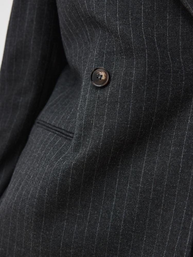 Vivere Grey Oversized Adele Pinstripe Blazer - Image 6 of 6
