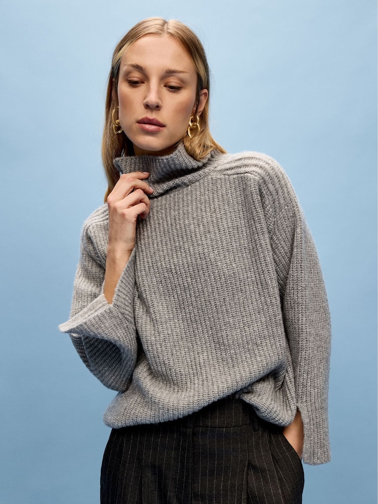 Vivere Grey Oversized Bali Turtleneck Jumper - Image 2 of 5
