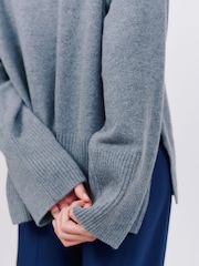 Vivere Grey Oversized Arlo Turtleneck Jumper - Image 4 of 5