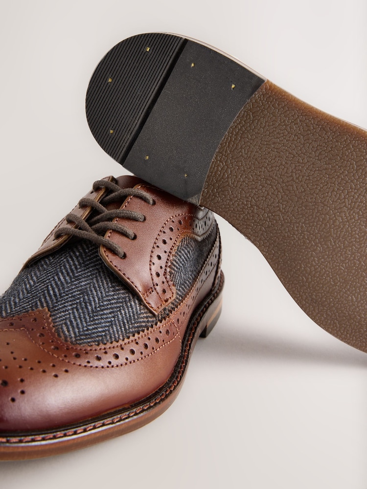 Tan Brown Herringbone Detail Standard Fit (F) Leather Laceup Brogue Shoes - Image 5 of 5