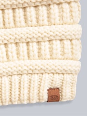 Animal Cream Womens Hali Faux Fur Lined Cable 100% Cotton Snood - Image 4 of 4