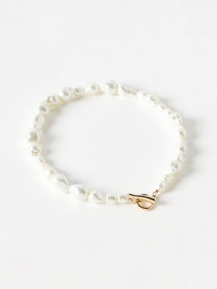 Oliver Bonas White Denise Faux Pearl T-Bar Statement Necklace - Image 2 of 3