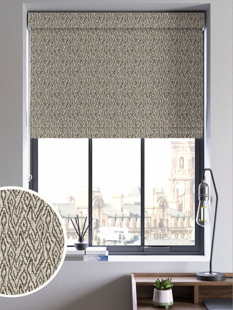 Spruce Green Paras Made to Measure Roman Blind - Image 1 of 6