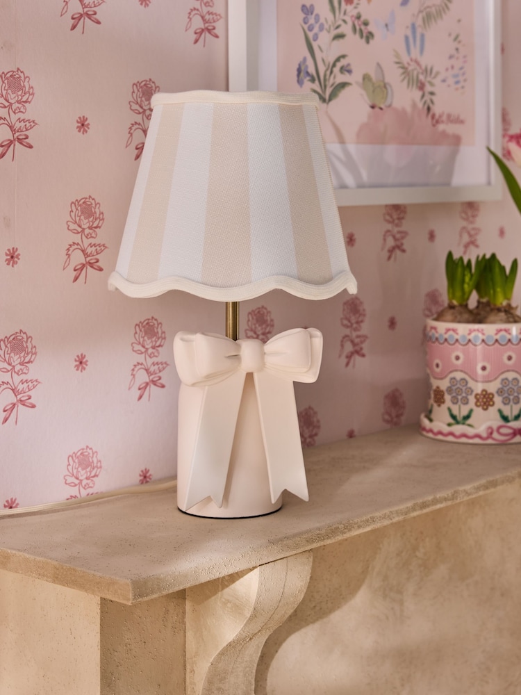 Cath Kidston Cream/White Stripe Canopy Bow Table Lamp - Image 2 of 5 Cath Kidston Cream/White Stripe Canopy Bow Table Lamp - Image 2 of 5