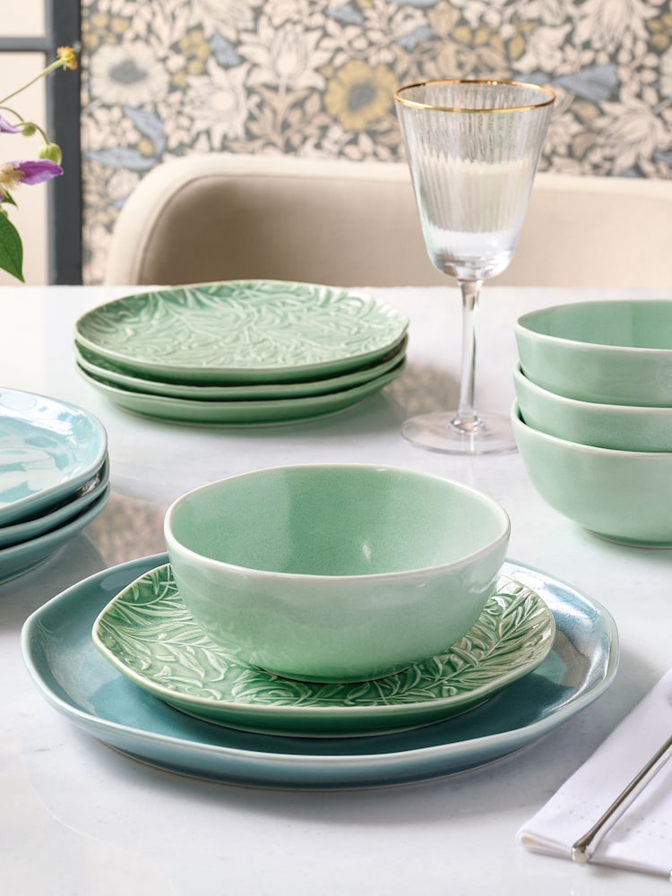 Clarke & Clarke Set of 4 Dark Teal Blue William Morris Designs Willow Boughs Dinner Plates - Image 1 of 1 Clarke & Clarke Set of 4 Dark Teal Blue William Morris Designs Willow Boughs Dinner Plates - Image 1 of 1