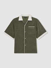 Reiss Green/White Micah Towelling Contrast Trim Shirt - Image 2 of 5