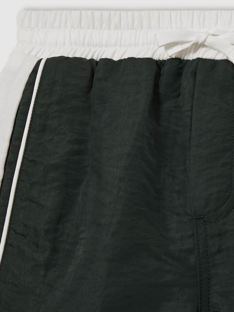 Reiss Green/White Cano Colourblock Piped Swim Shorts - Image 4 of 4