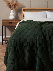 BHS Green Checkerboard Sherpa Throw - Image 1 of 4