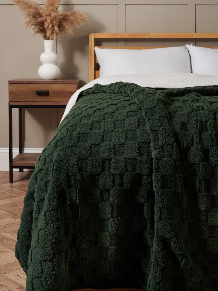 BHS Green Checkerboard Sherpa Throw - Image 1 of 4