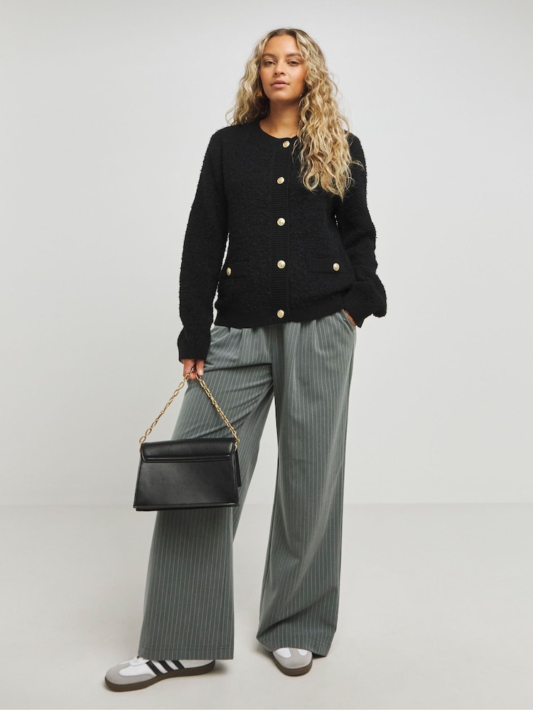Simply Be Boxy Boucle Cardigan - Imagen 4 de 4 Simply Be Boxy Boucle Cardigan - Imagen 4 de 4