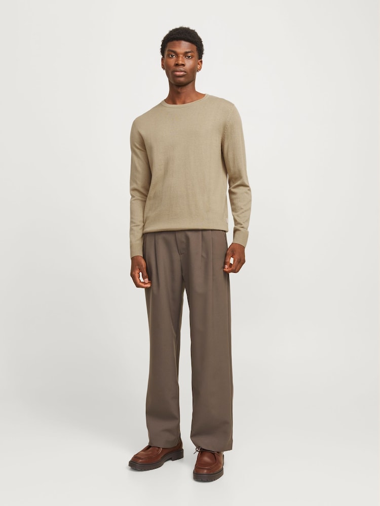 JACK & JONES Brown Knitted Crew Neck Jumper - Image 1 of 4 JACK & JONES Brown Knitted Crew Neck Jumper - Image 1 of 4