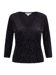 Yumi Black Velvet Leopard Print V-Neck Top - Image 4 of 4