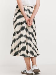 JD Williams Cream Satin Pull On Pleated Midaxi Skirt - Image 2 of 4