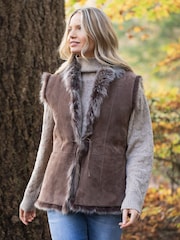 Lakeland Leather Двусторонняя жилетка из тосканы с замшевой отделкой - Image 1 of 7