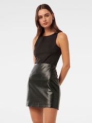 Forever New Black Ivanna Vegan Crocodile Leather Mini Skirt - Image 4 of 7
