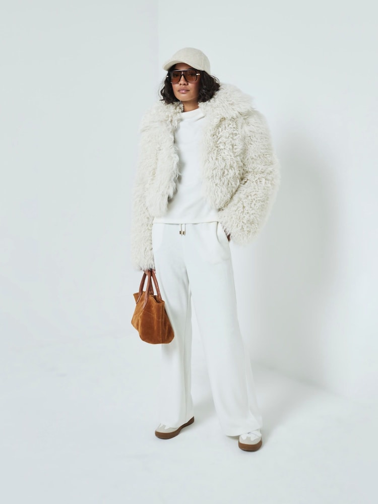 River Island White 2 Piece 100% Cotton Sweat and Trousers Set - Image 2 of 6