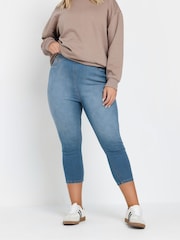 Yours Curve Blue Cropped Jenny Jeggings - Image 5 of 9