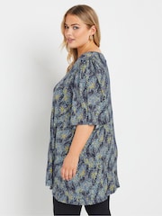 Yours Curve Blue Abstract Pleated Front Swing Top - Image 4 of 6