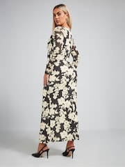 Yours Curve Black Limited Neck Detail Dress - Image 3 of 5