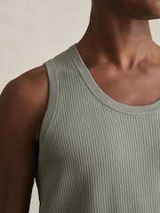 Reiss Sage Green Watson Textured Crew Neck Ribbed Vest - Image 4 of 6