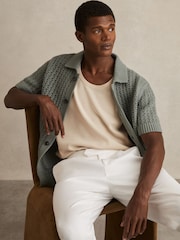 Reiss Off White Watson Textured Crew Neck Ribbed Vest - Image 3 of 6