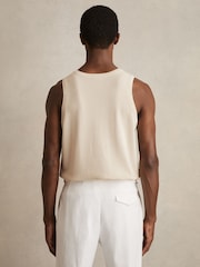 Reiss Off White Watson Textured Crew Neck Ribbed Vest - Image 5 of 6