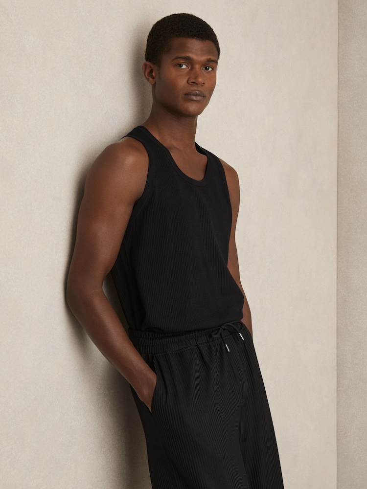 Reiss Black Watson Textured Crew Neck Ribbed Vest - Image 1 of 6