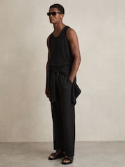 Reiss Black Watson Textured Crew Neck Ribbed Vest - Image 3 of 6