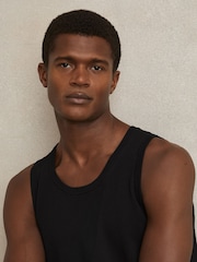 Reiss Black Watson Textured Crew Neck Ribbed Vest - Image 4 of 6