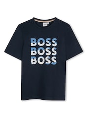 تيشرت بكُم قصير بشعار ثلاثي من BOSS - صورة 1 من 4