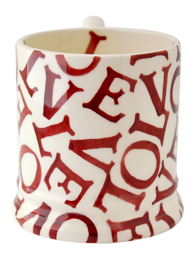 Emma Bridgewater Cream L.O.V.E Polka Red 1/2 Pint Mug - Image 5 of 5