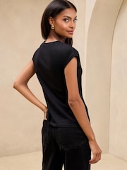 Lipsy Black Sequin Lips Print T-Shirt - Image 4 of 4
