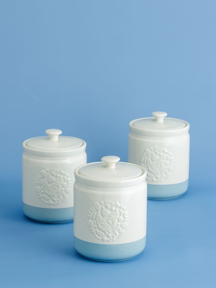 Mason Cash Set of 3 Cream and Blue Home to Roost Storage Jars - Image 4 of 4
