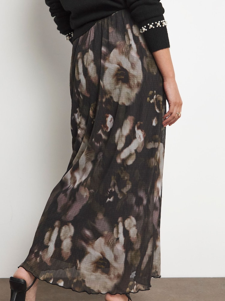 Joanna Hope Crinkle Mesh Black Skirt - Image 2 of 4