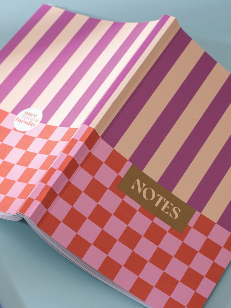 Good Tuesday Checks Notebook and 2025 Diary Set - Image 2 of 6