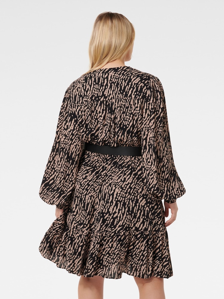 Forever New Black Hollie Curve Blouson Sleeves Mini Dress - Image 2 of 5 Forever New Black Hollie Curve Blouson Sleeves Mini Dress - Image 2 of 5